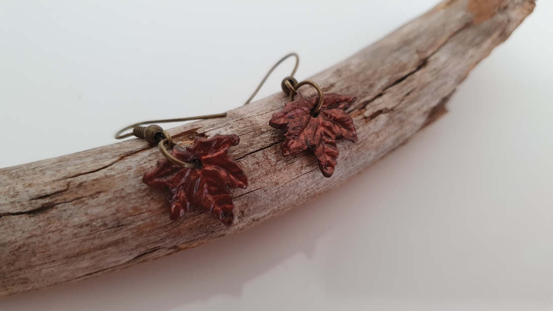 BUTINELY Boucles d’oreilles élégantes feuilles d’érable automnale