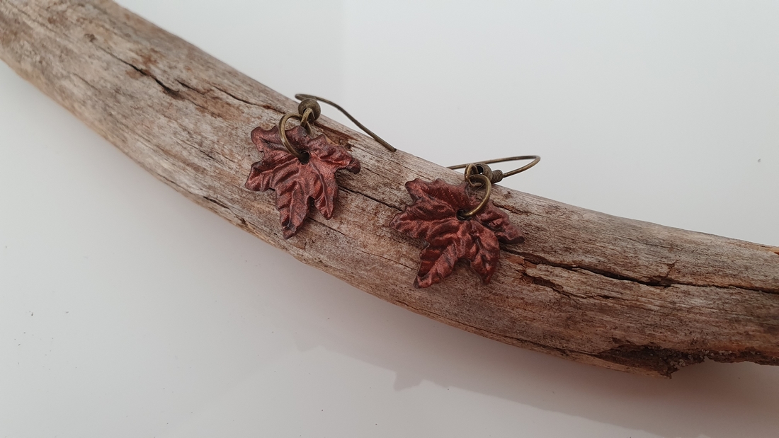 BUTINELY Boucles d’oreilles élégantes feuilles d’érable automnale