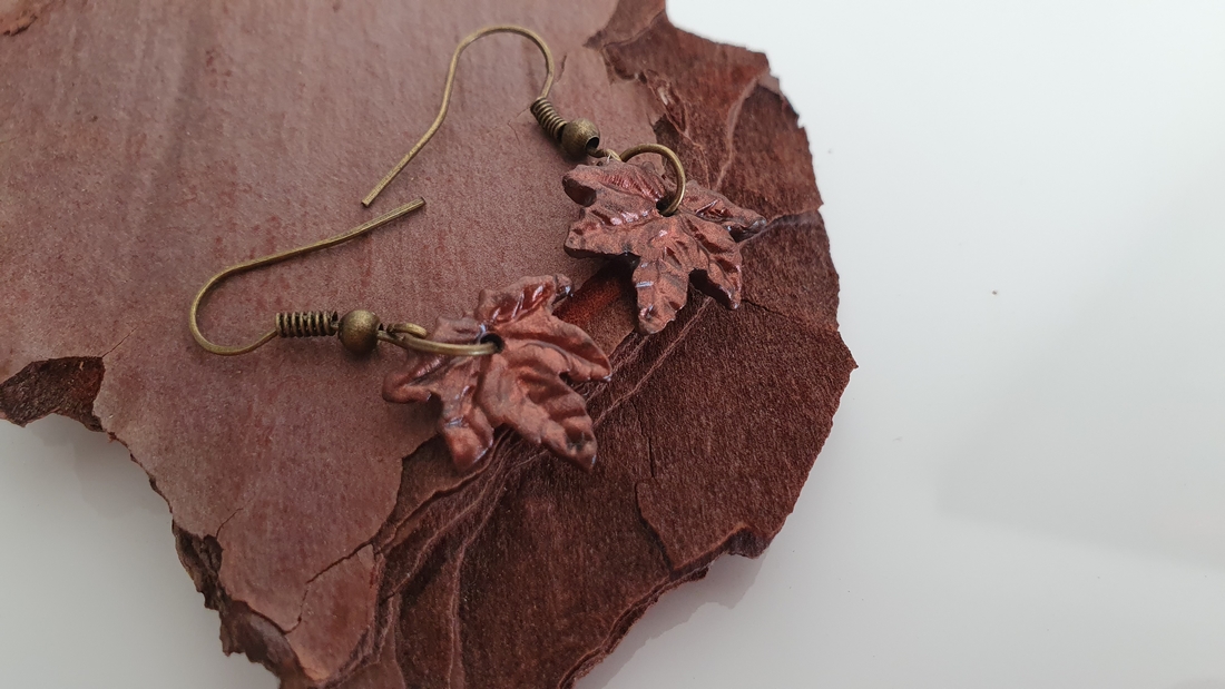 BUTINELY Boucles d’oreilles élégantes feuilles d’érable automnale