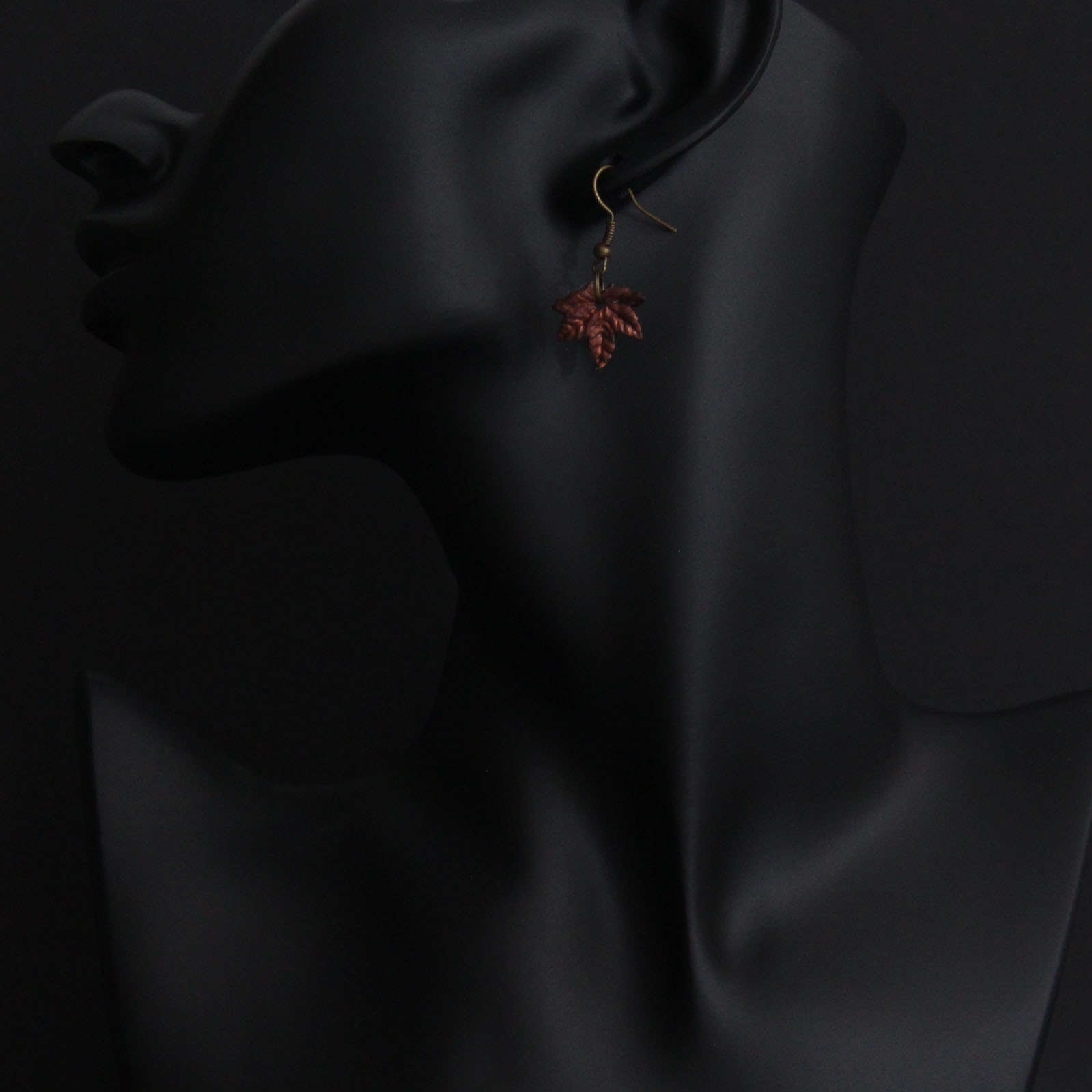 BUTINELY Boucles d’oreilles élégantes feuilles d’érable automnale