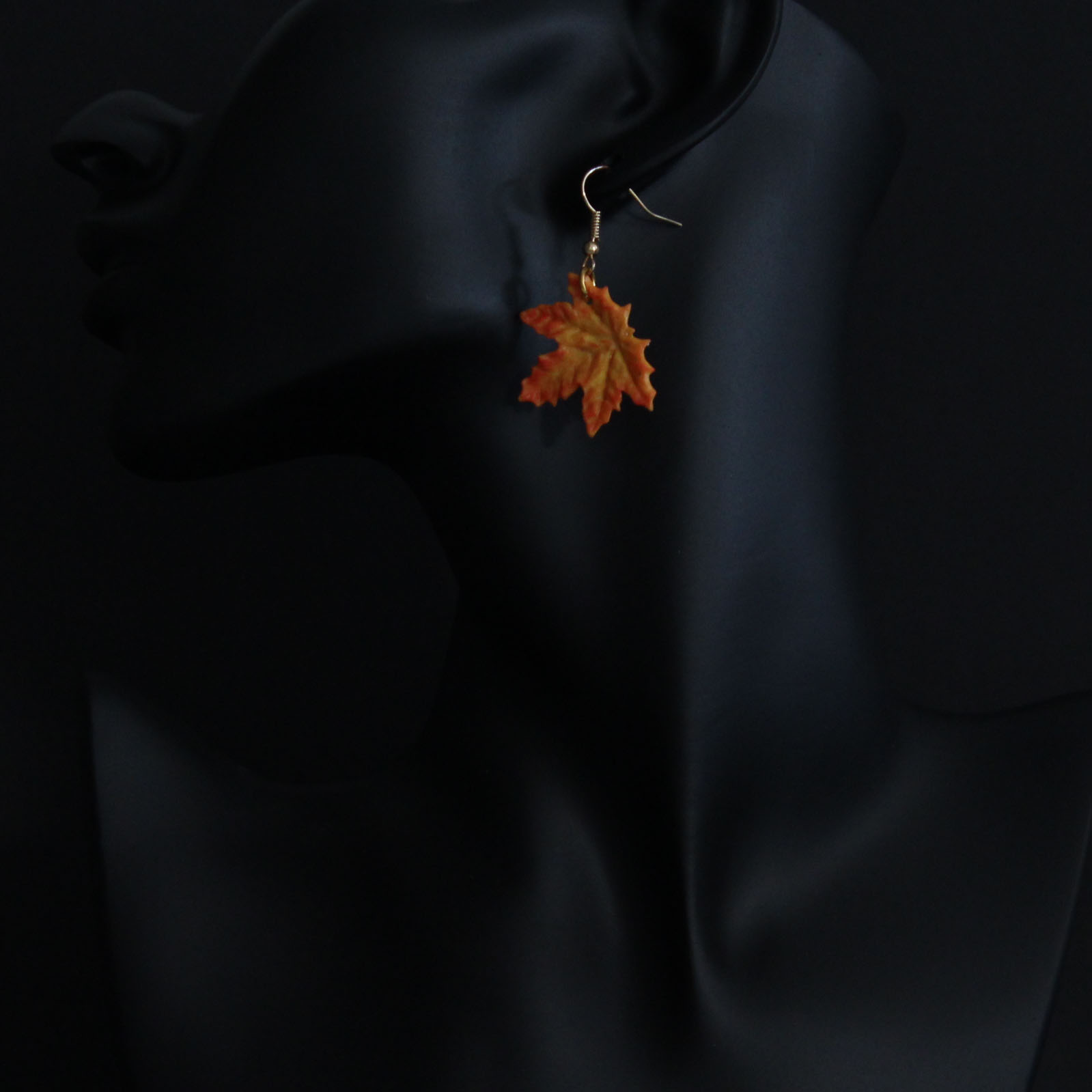 BUTINELY Boucles d’oreilles élégantes feuilles d’érable automnale