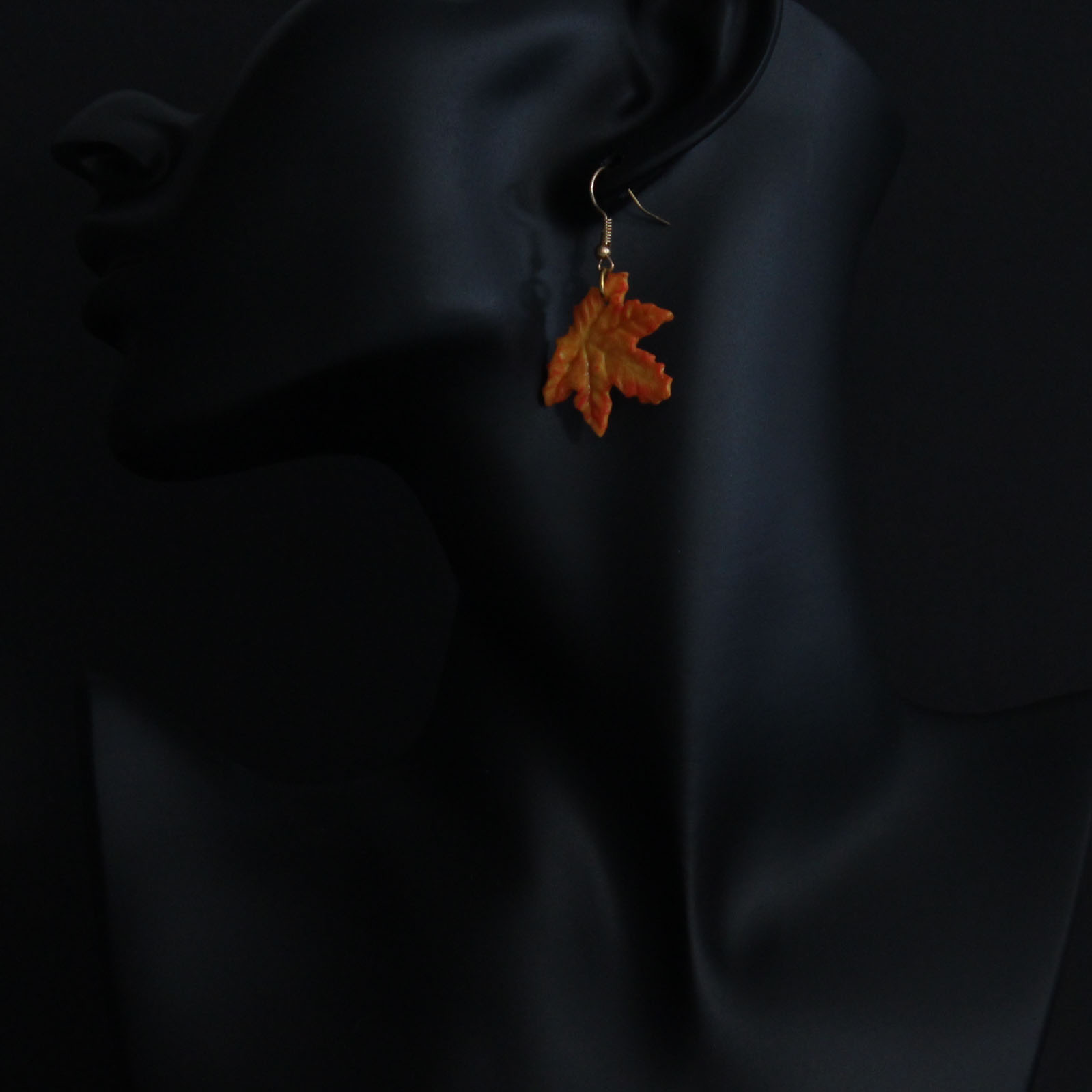 BUTINELY Boucles d’oreilles élégantes feuilles d’érable automnale