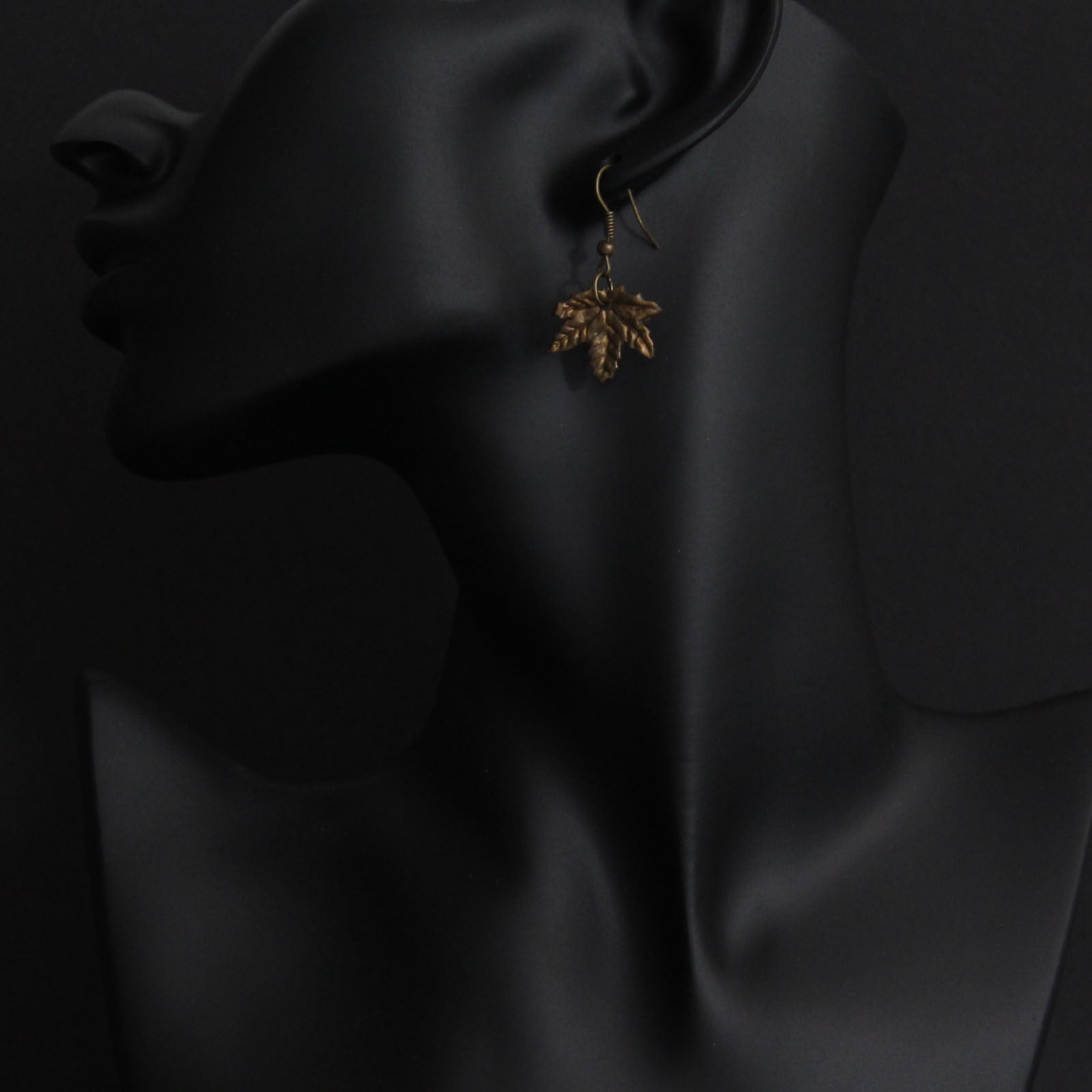 BUTINELY Boucles d'oreilles élégantes feuilles d'érable automnale