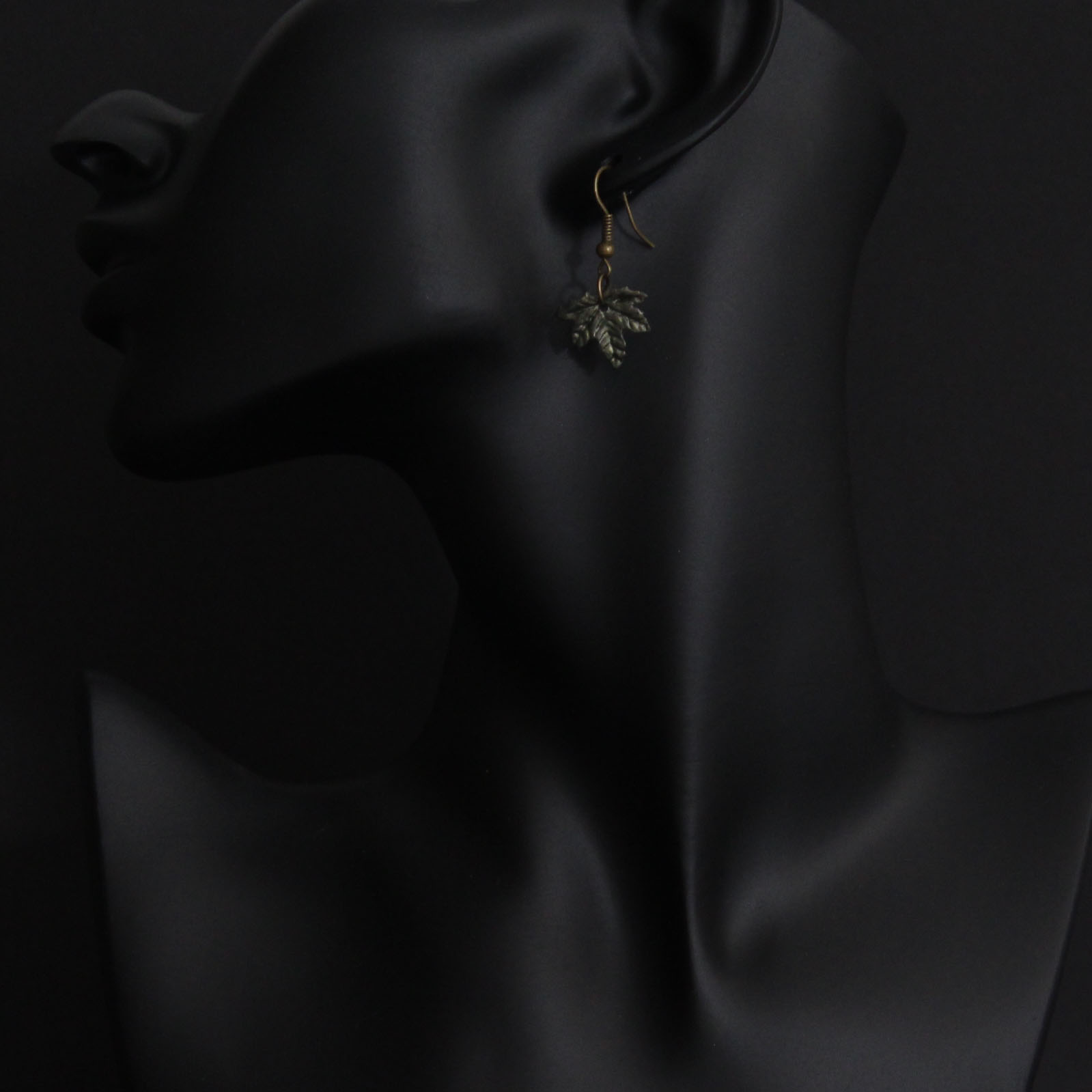 BUTINELY Boucles d'oreilles élégantes feuilles d'érable automnale