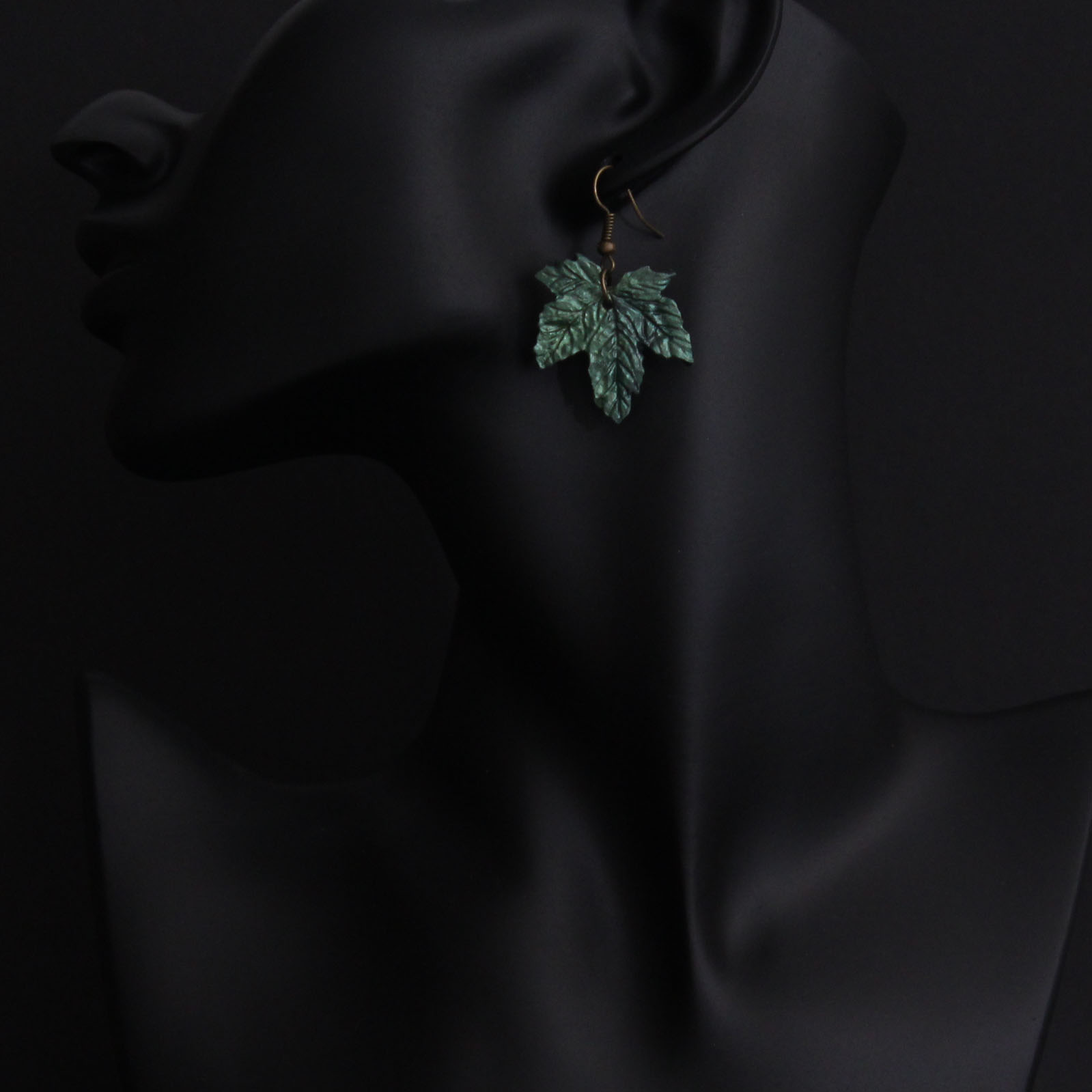 BUTINELY Boucles d'oreilles élégantes feuilles d'érable automnale