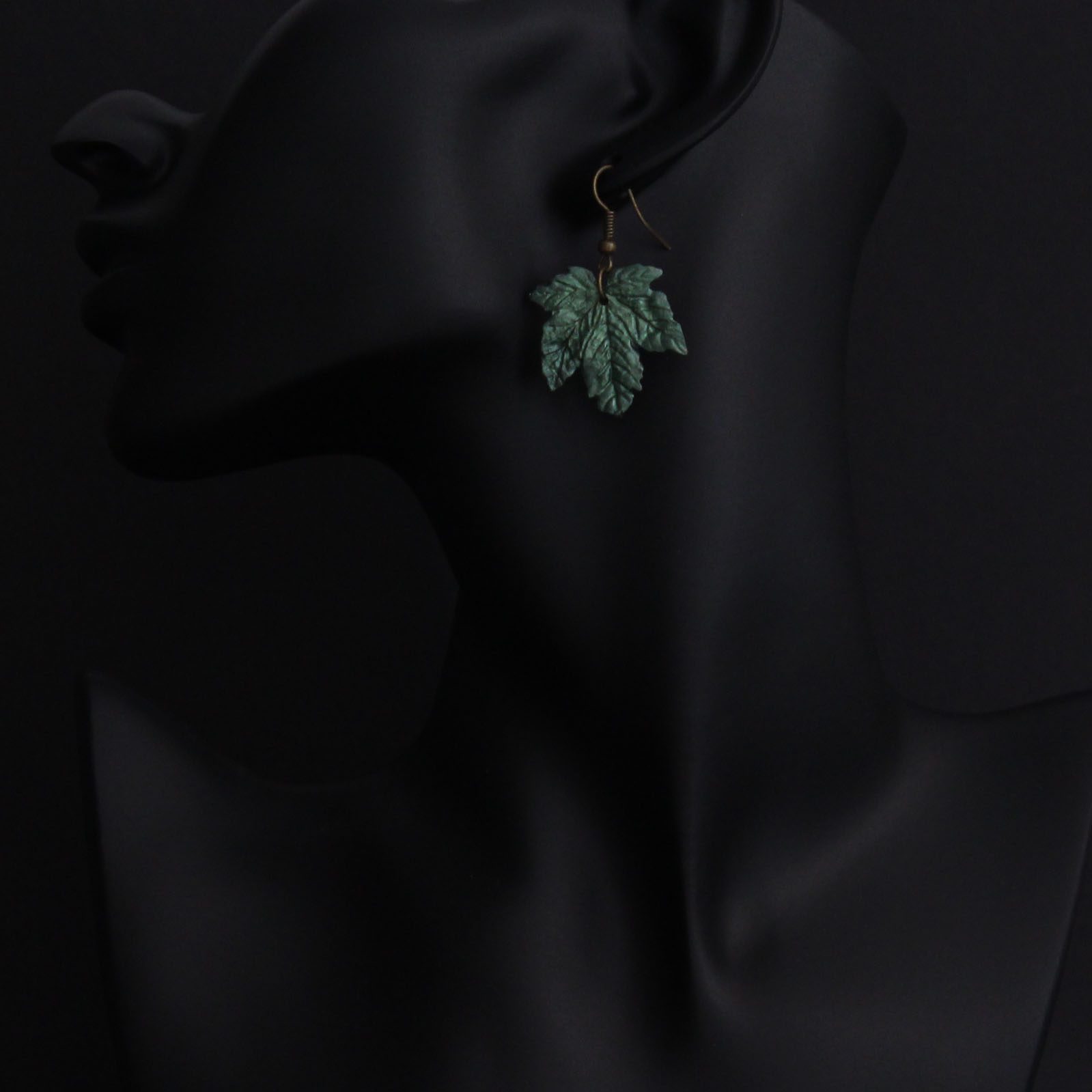 BUTINELY Boucles d'oreilles élégantes feuilles d'érable automnale