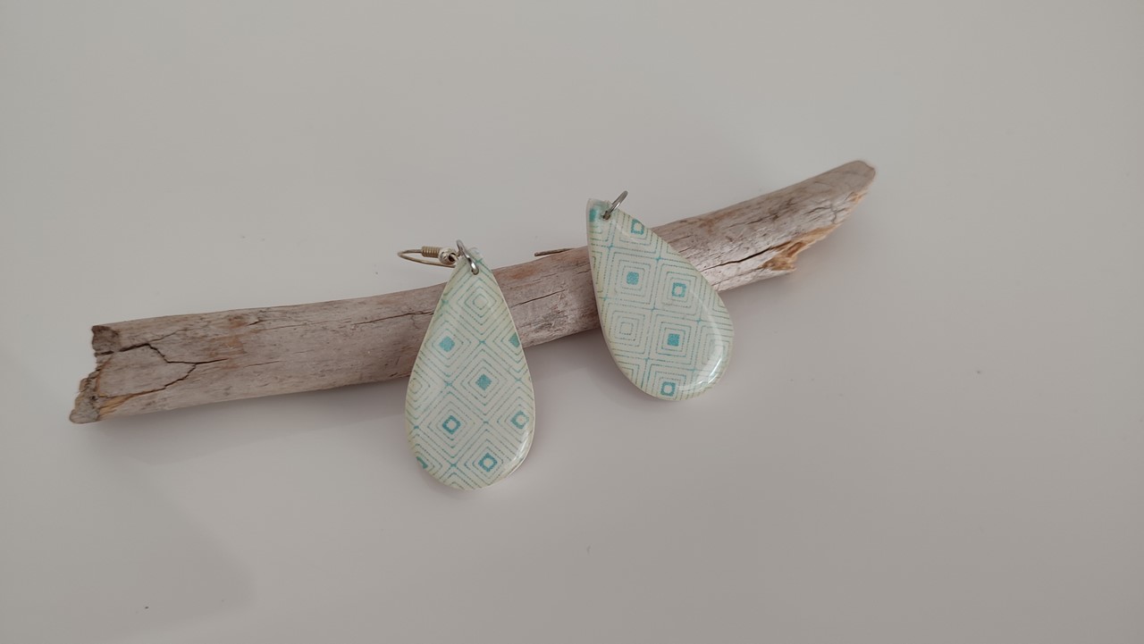 Boucles d'oreilles motif ethnique – Image 4