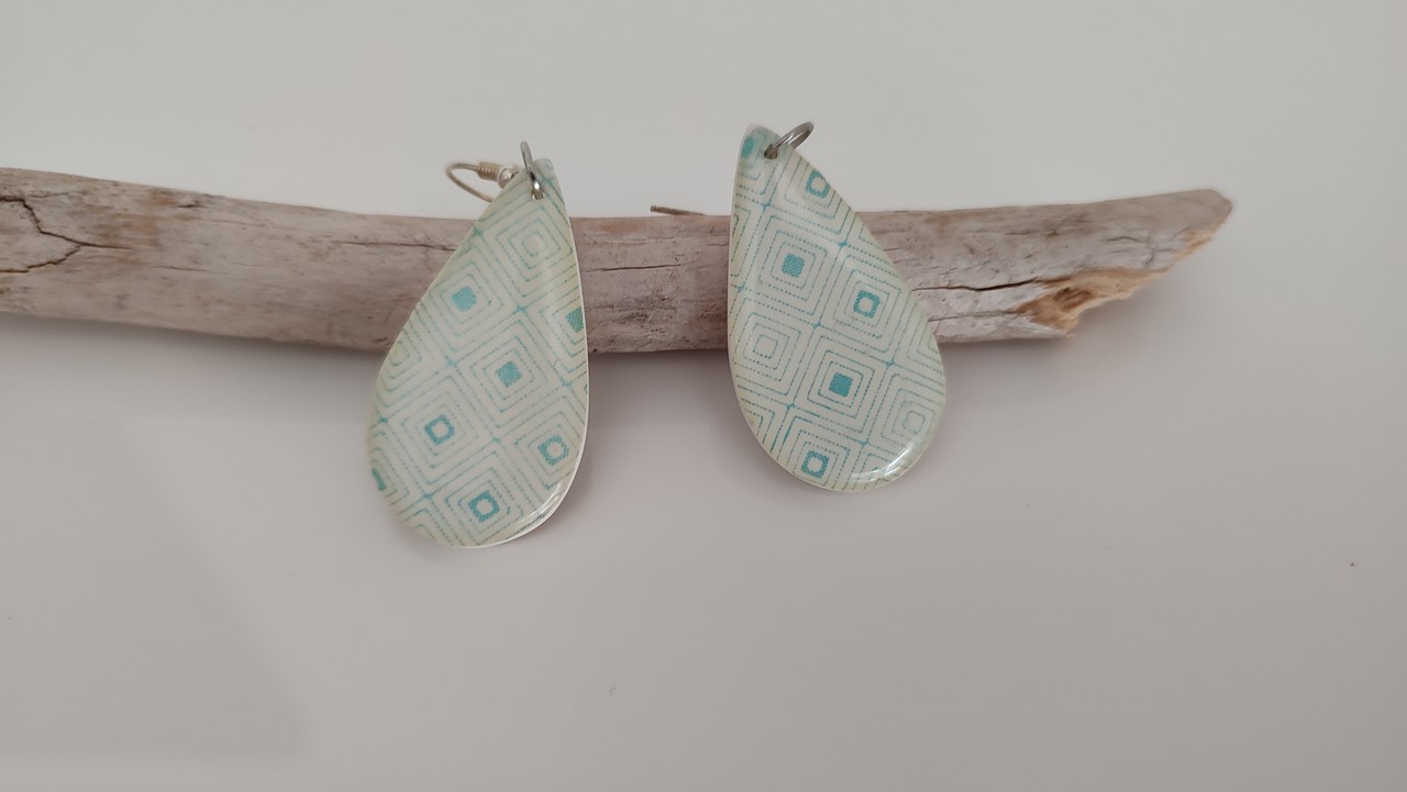Boucles d'oreilles motif ethnique