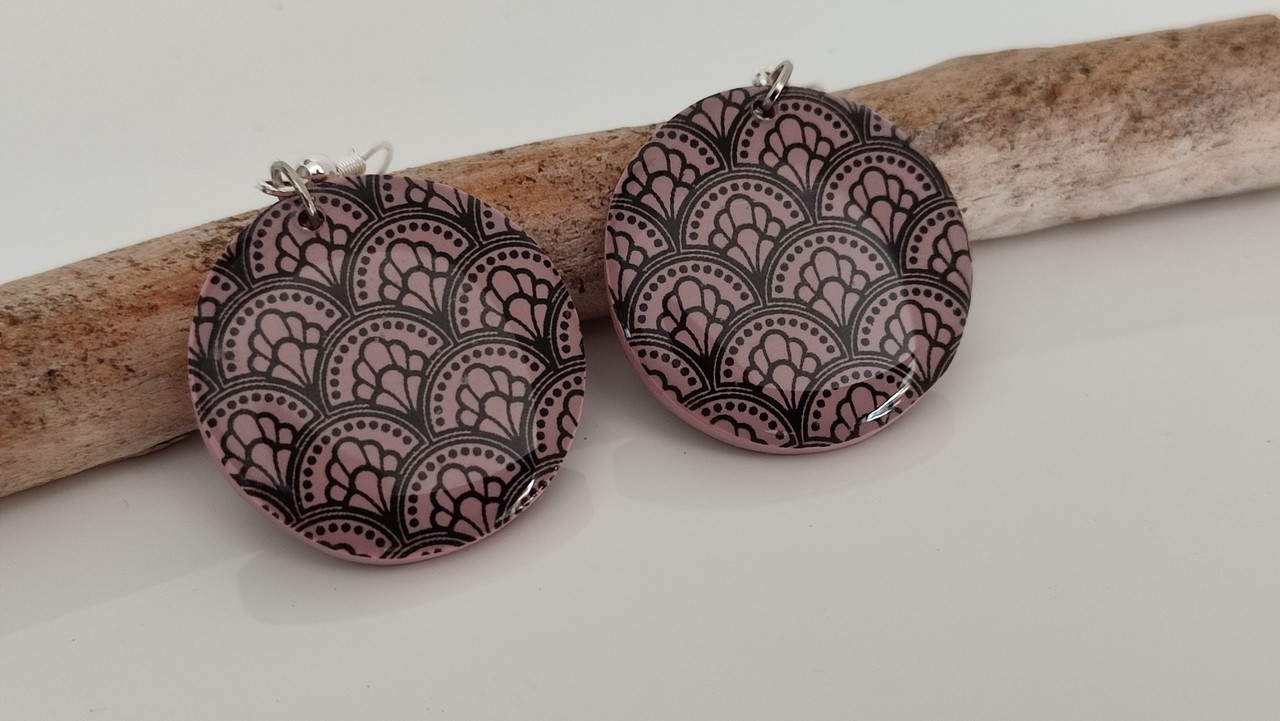 Boucles d'oreilles motif ethnique – Image 5