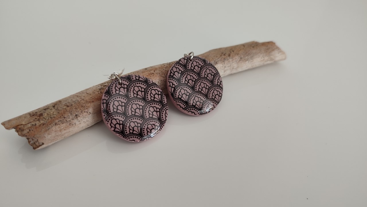Boucles d'oreilles motif ethnique