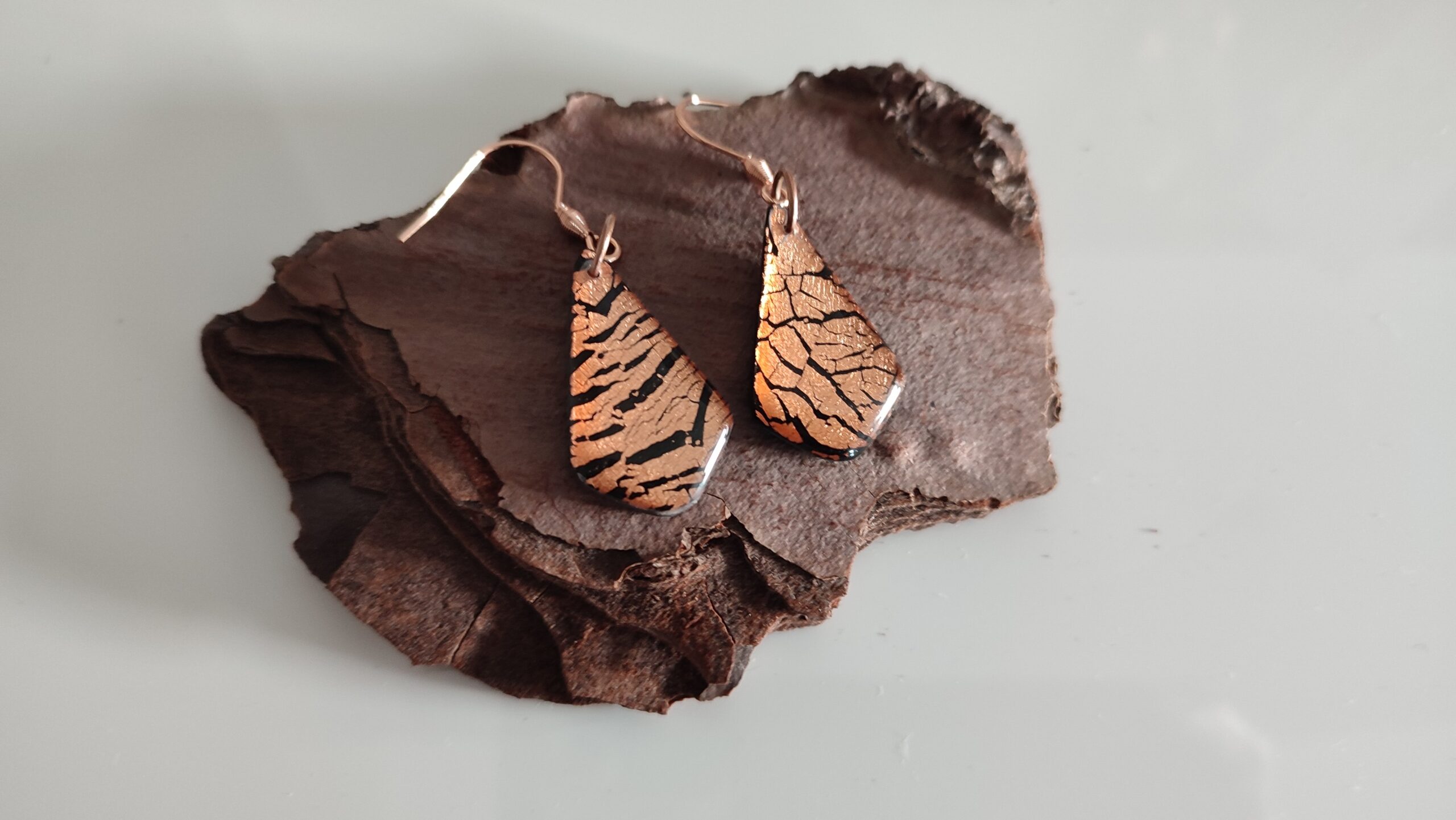 Boucles d'oreilles tentation cuivrée – Image 3