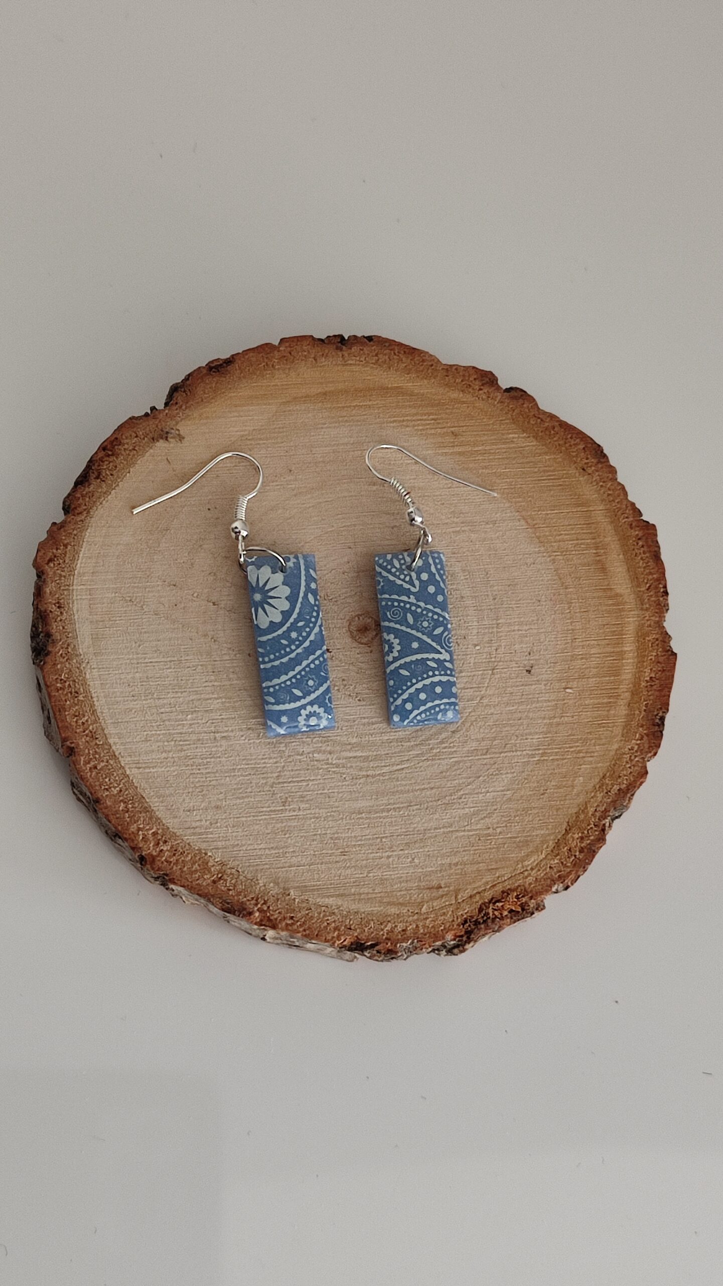 Boucles d'oreilles motif floral – Image 2